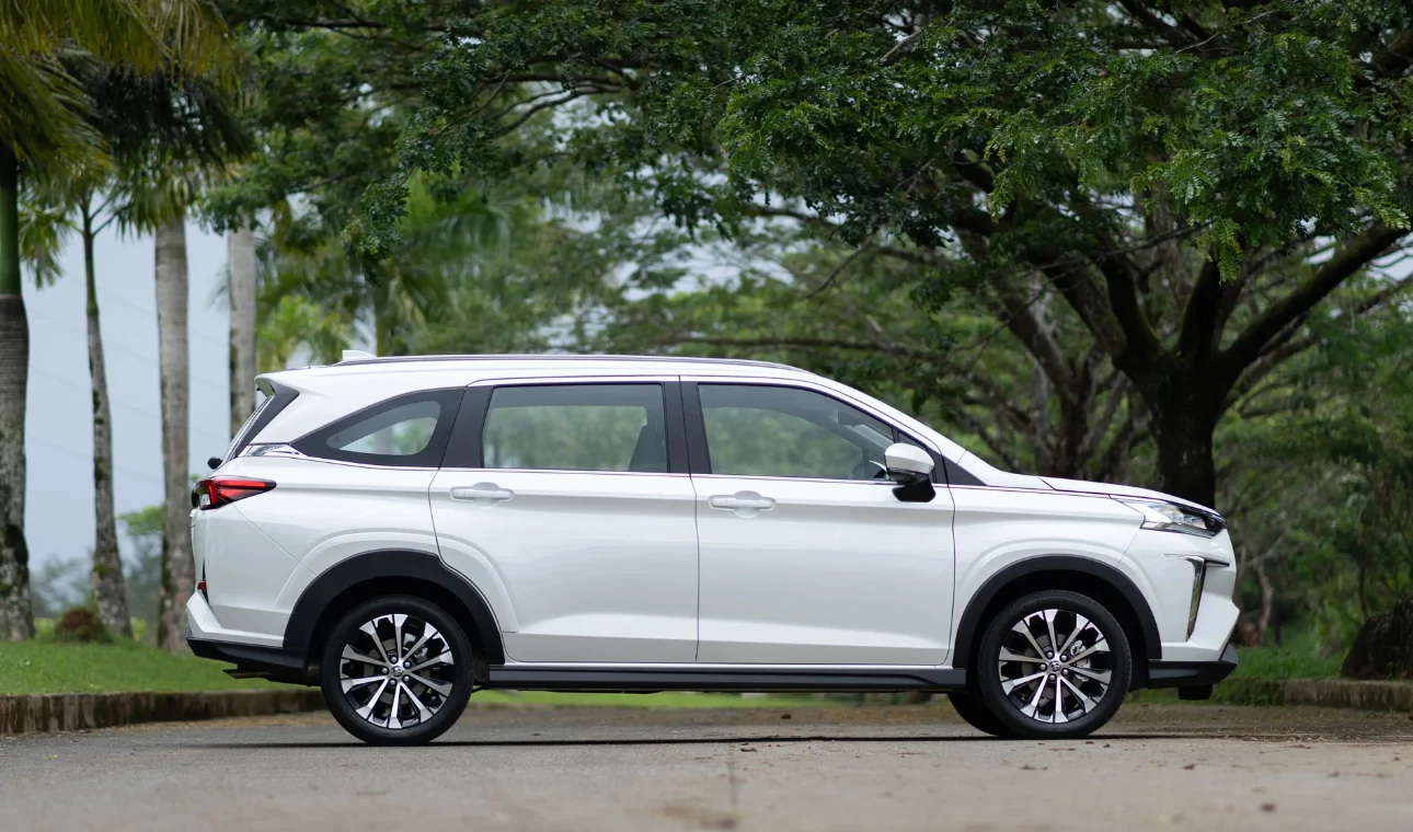 Toyota Veloz Cross